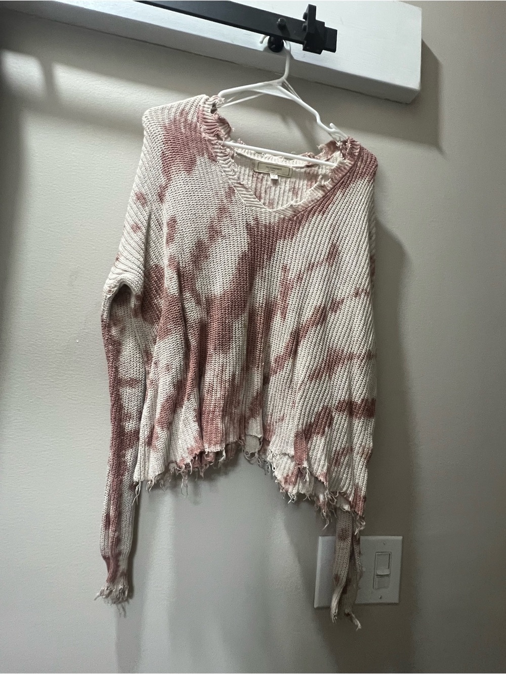 Distressed Tie-Dye V-Neck Sweater in Cream & Dusty Rose